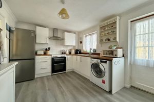 Kitchen/Diner- click for photo gallery